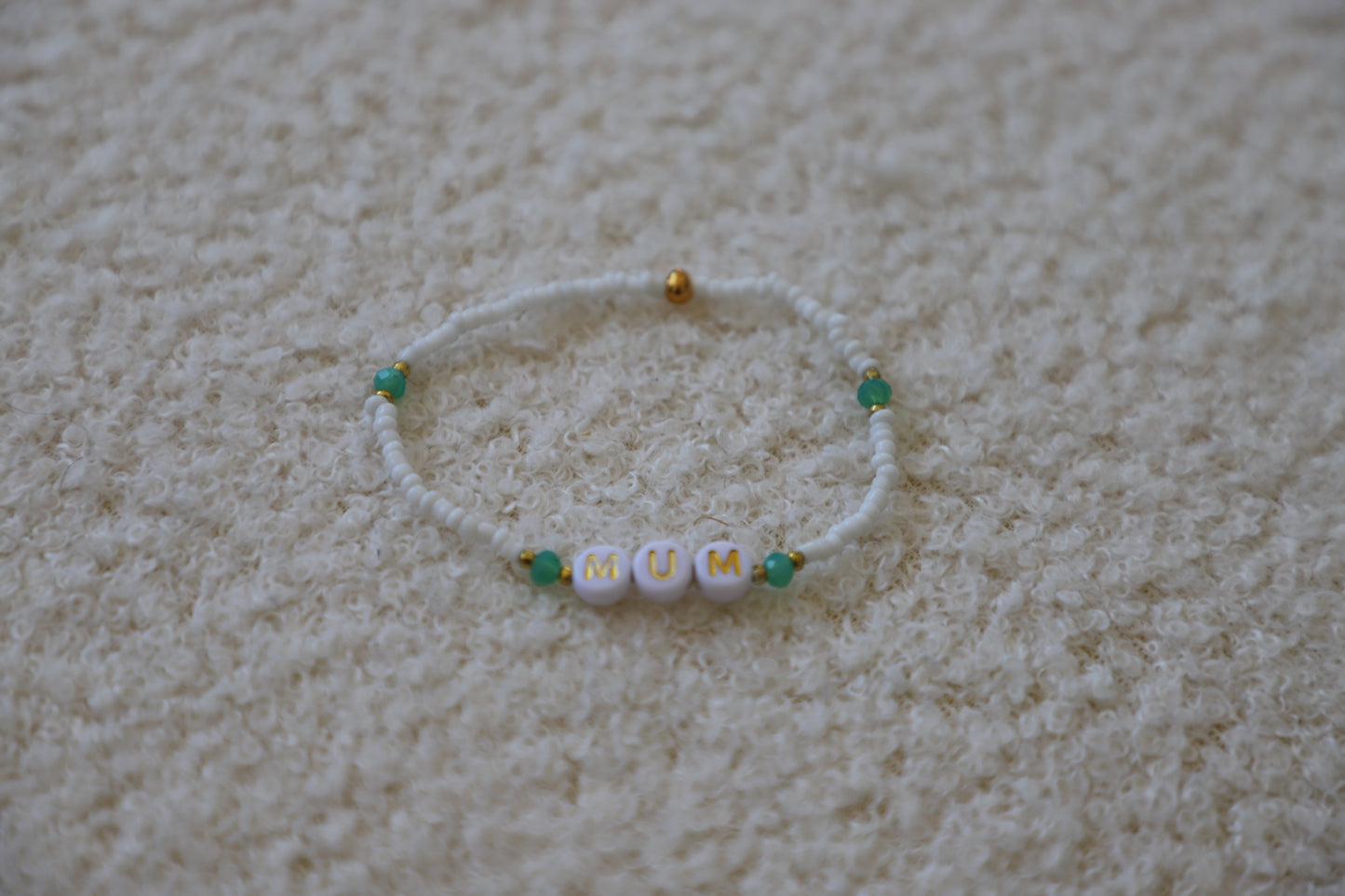 Bracelet perles de rocailles - MUM  💝